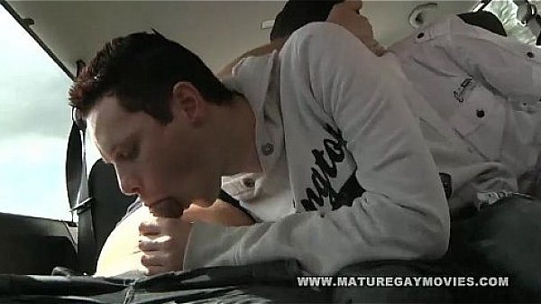 Two Sex Young Twinks Gets Fucked By Daddy