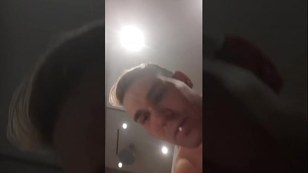 Les premi&egrave;res gicl&eacute;es de Jordan Fox  