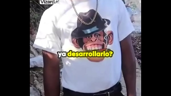 Lecciones de vida en el barrio #historia #cantante #apoyo #elchicletv #superacion #barbero