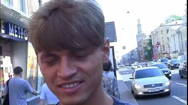 Outdoor fuck for a blonde in pantyhose