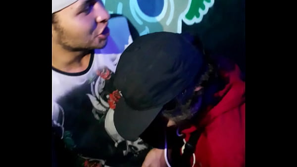 giovanni spiassi embaixador do mc donalds bissexual b. segurando o pinto do boy na festa 