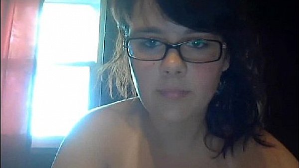 Teen Girl Dildoing Innocent Pussy On Webcam  