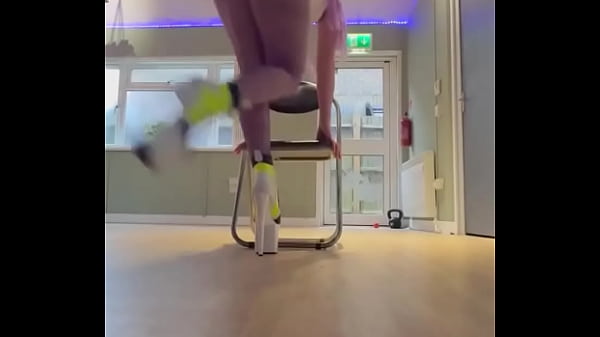 Some snaps  of my first ever chair choreography ? what do you think?  