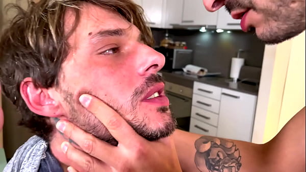 Roxas is ready to do anything to land the role!  [Teaser]