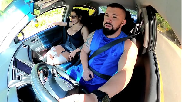 Passageira Safada no Uber deixou Motorista Louco