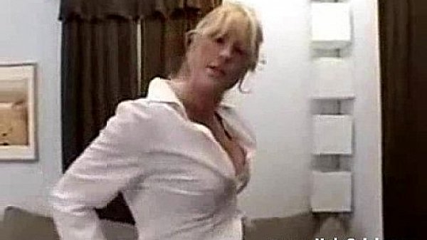 Mature Bethany hard fuck