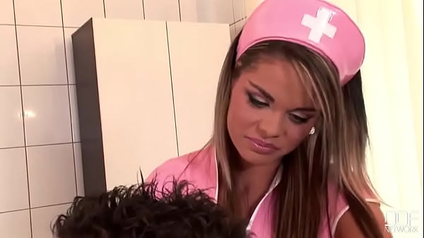 Horny pink nurse sucks diligently