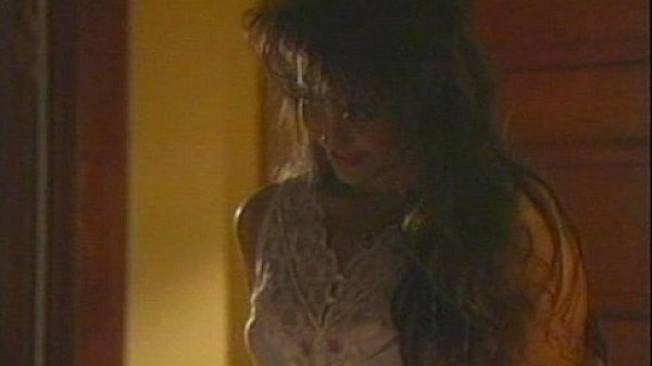 Metro - Friends And Lovers 01 - scene 2