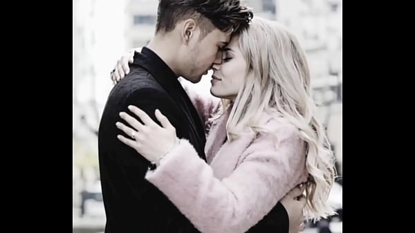 shahzad hot roamance