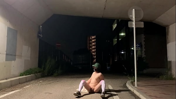 女装まゆの全裸露出 