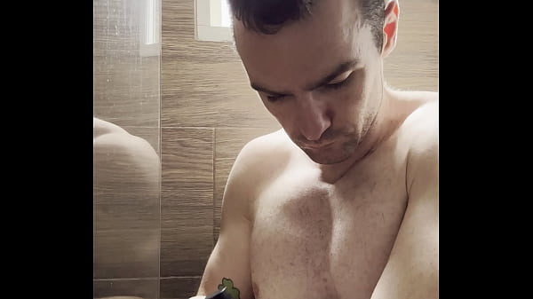 I Trim My Sweaty, Hairy Armpits, Chest and Arms After the Gym to Prepare for a Photoshoot Next Week. Behind the Scenes.