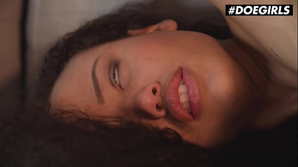 DOEGIRLS - #Romy Indy - AMSTERDAM TEEN CONFESS HERSELF BEFORE HOT MASTURBATION