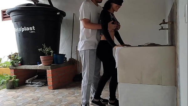 Me la cog&iacute; en el lavadero