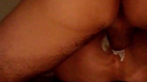 Closeup of a wife receiving 4 creampies