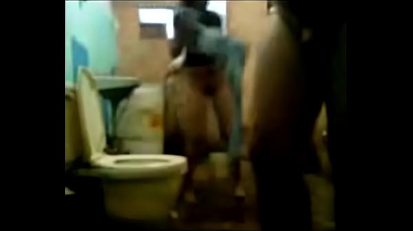 tumbando En El ba&ntilde;o WwW.Arkangeles.org