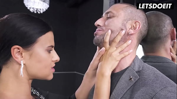 Sexy Slut Billie Star Banged Good In Hot Intense Sex Session - HER LIMIT 