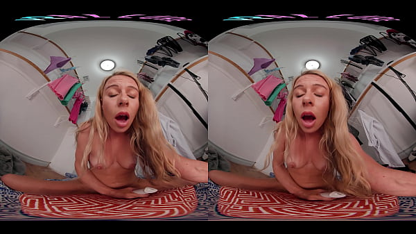 Skinny blonde plays with her vibrator in virtual reality  