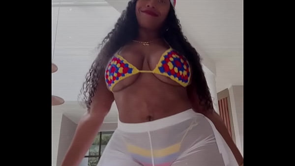 Dass loves her bikini