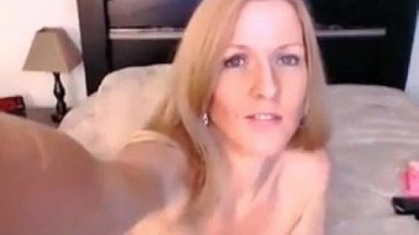 Pretty Red Haired m. Using Toys