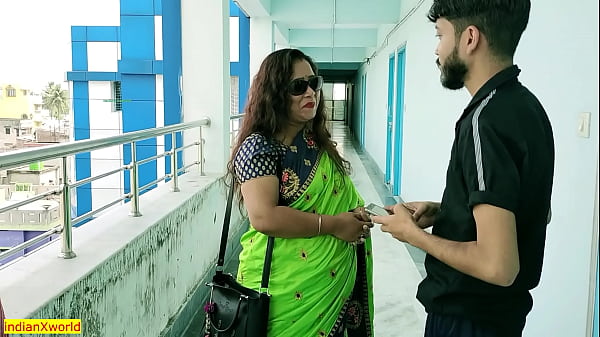 Desi hot sexy Bhabhi having sex with Stanger boy! Full Hd sex