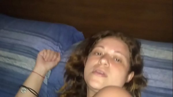 Loira pede pra arrebentar seu cu