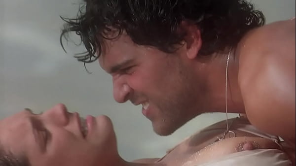 Kelly Brook Hot Sex Scene