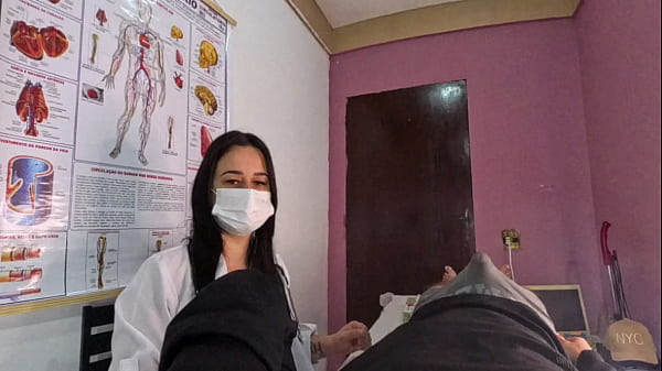 ere&ccedil;&atilde;o inesperada na frente da enfermeira