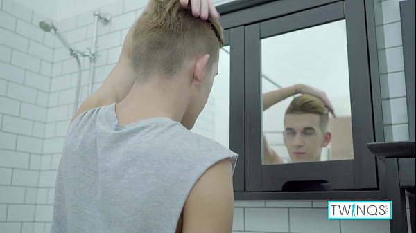 Skinny Boy William B gets hard while washing his hot body in the shower! Watch him oil up his stiff dick and jack off in the bathroom! Full Videos & More only at TwinQs.com!  