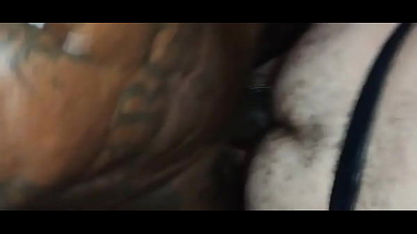 Dando para o avatar23cm no banheiro da balada.