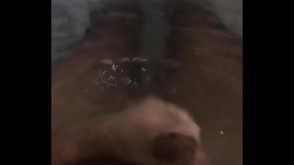 Jerking in bath  