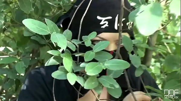 Busty ninja is posing to tease you