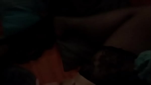 elle menvoie cette video pour m 'exciter