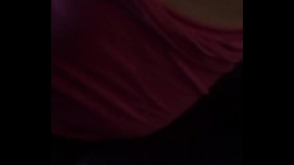 Gozando el culo de mi mujer