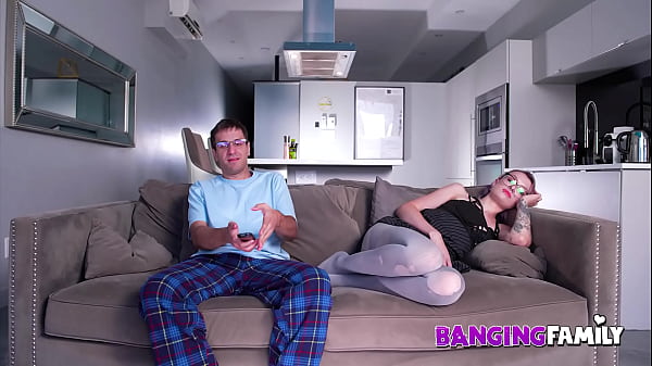 Banging Family - a Cute Teen is Fucked HArd by her Step Brother's Big Cock