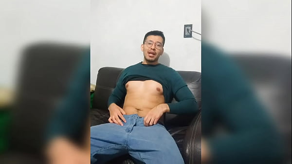 Rico chacal mexicano hablando y masturbando sus 19cm de verga 