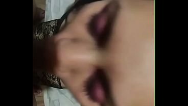 Mamandosela rico a mi novio llegando de la fiesta.