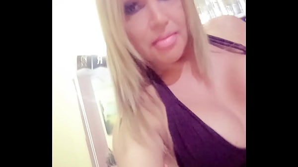 Carolina la saca leche anal 