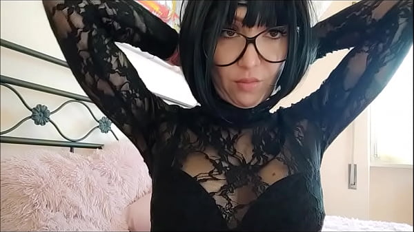 my stepmother wears her diaper in a really sexy way  