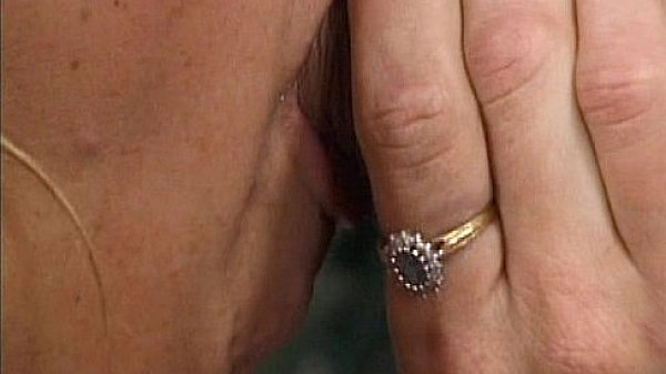 Metro - Sex 03 - scene 3 - extract 1  