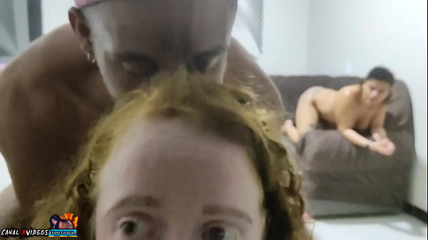 TWO NEW GIRLS SITTING IN THE ROLLING NEG&Atilde;O - COMPLETE IN RED  