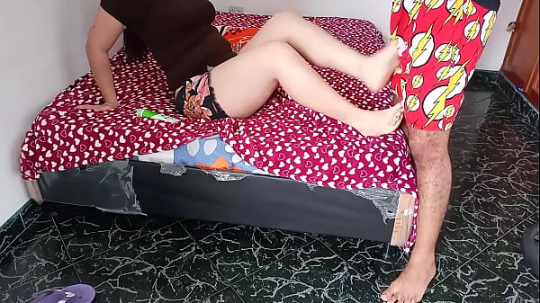 Incredible stepmother fulfills my dream of fucking her when my stepfather leaves for work: after putting some cream on her ass I can't stand it and she wanted my cock  