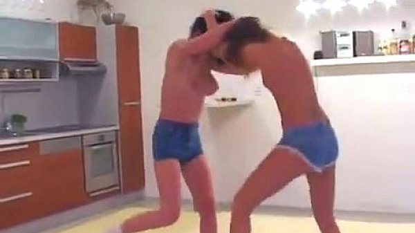 Catfight beautiful girls 