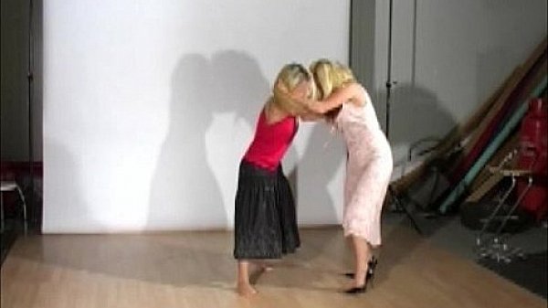 H&eacute;l&egrave;ne CALB0 rockin'in the free world