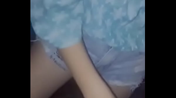 Bạn g&aacute;i xinh đẹp