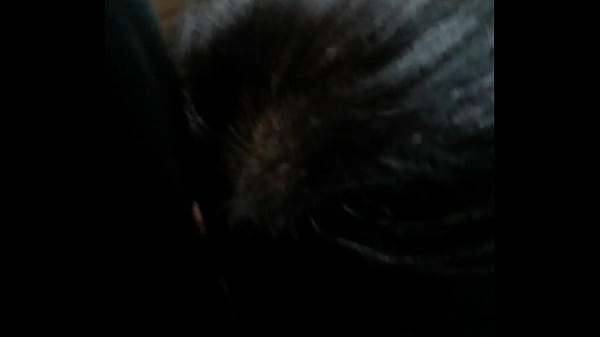 jeune asiatique  aime sucer