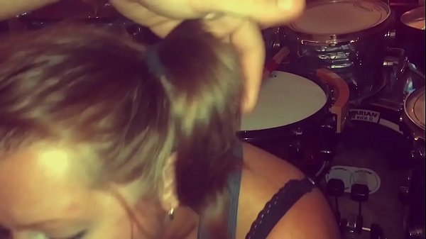 Drummer gets blowjob and cums on fan&rsquo;s face