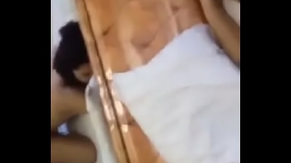 Comendo a namorada d.