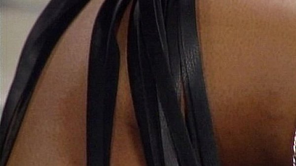 Metro - Blacks N Blue - scene 2 - extract 1