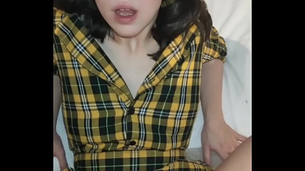 Girl loses her virginity