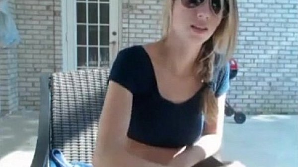 Amateur couple having a cheeky fuck